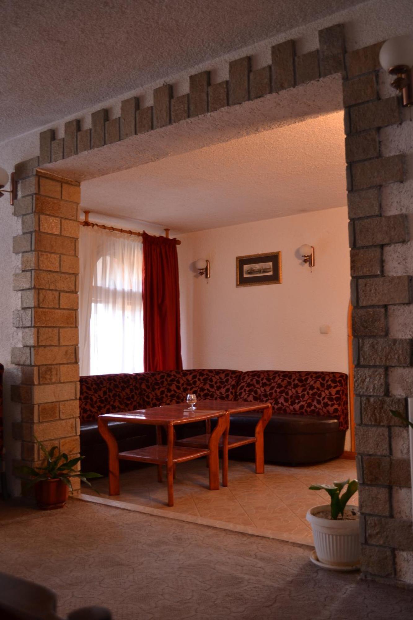Family Hotel Silver สโมลยัน ภายนอก รูปภาพ